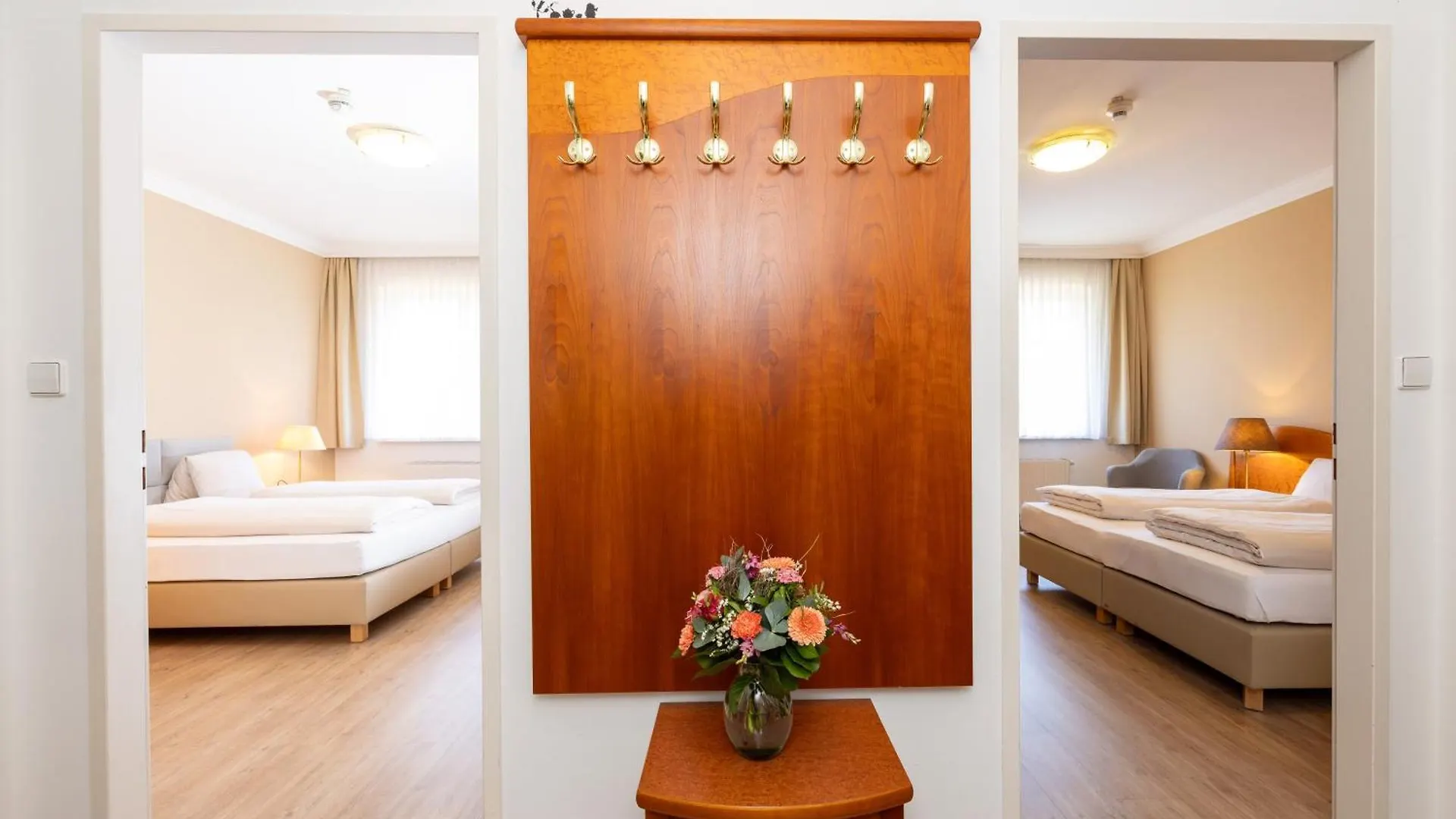 Hotel Stoiser Graz 4*,